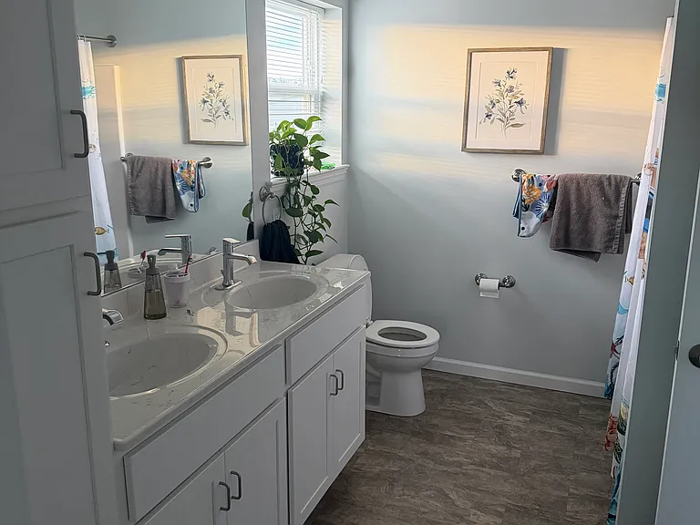 2727 Columbia Ave #102 — Photo 6