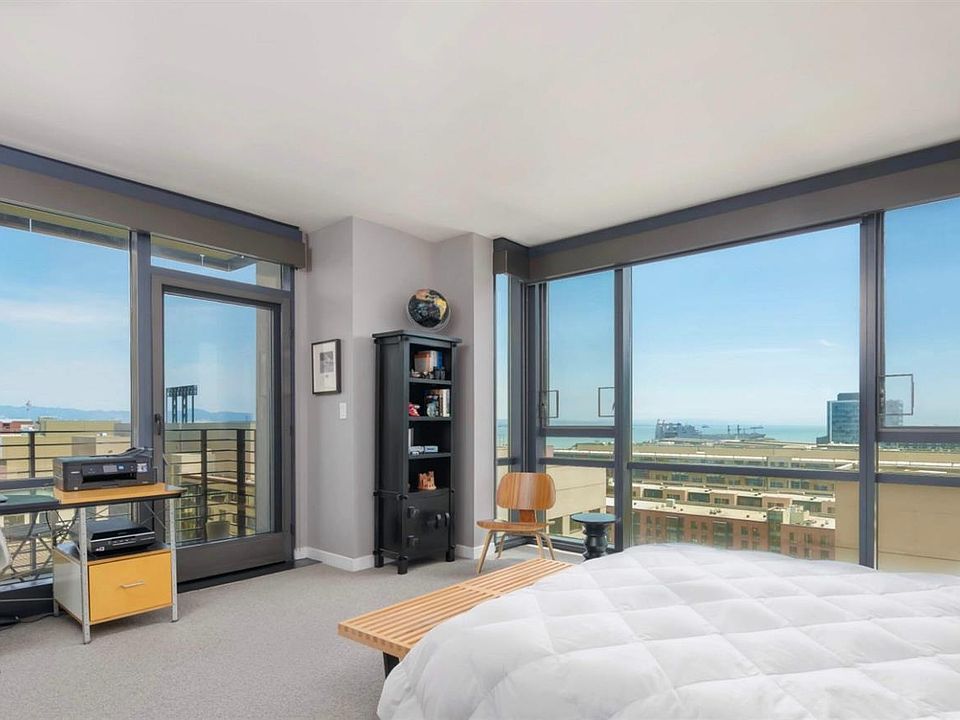 1st image of 260 King St Unit 1203