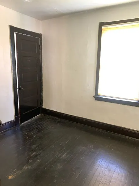 2 bed, 1100 sqft, $850 — Photo 3