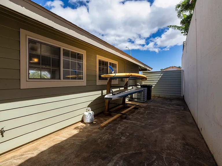 170 E Alulike St — Photo 20