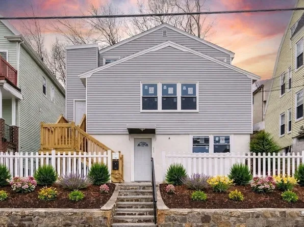 38 Warren St, Revere, MA 02151