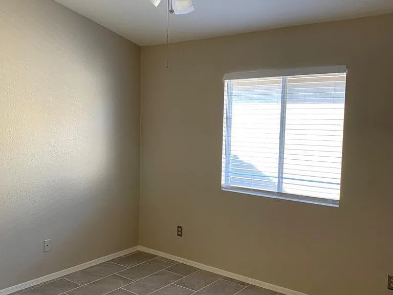 8824 S Desert Rainbow Dr — Photo 15