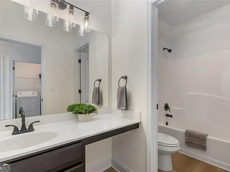 5115 Rialto Way — Photo 28