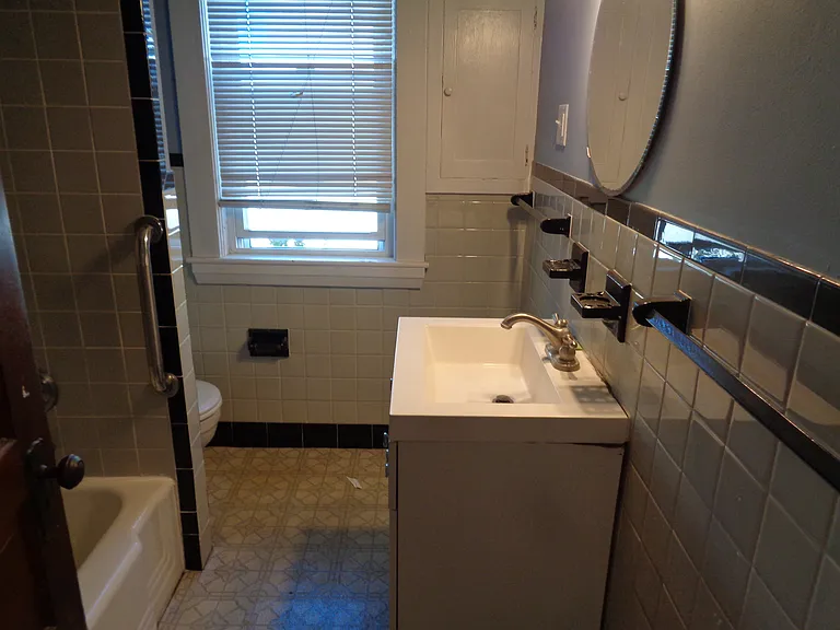 Harriet Ave — Photo 11