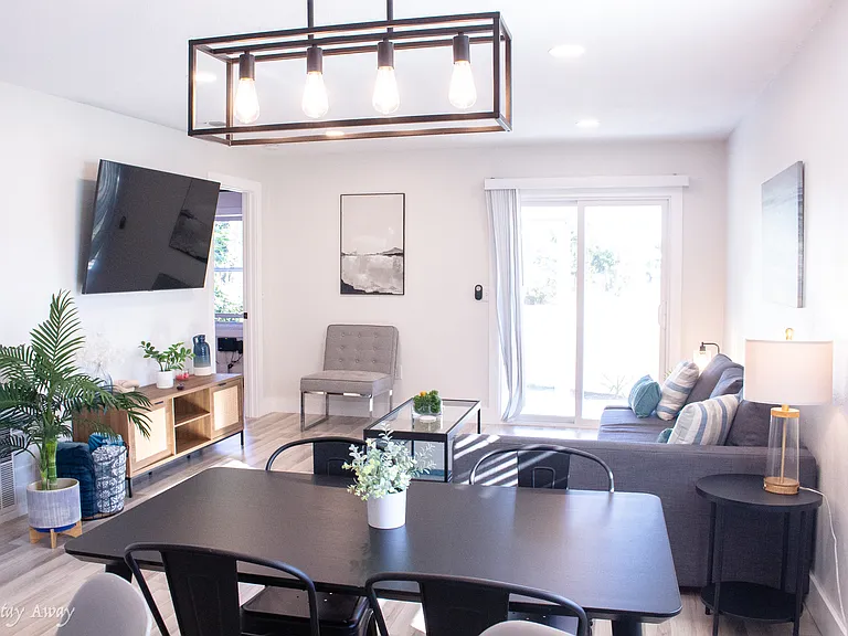8 Bay Acres Ave #6 — Photo 6