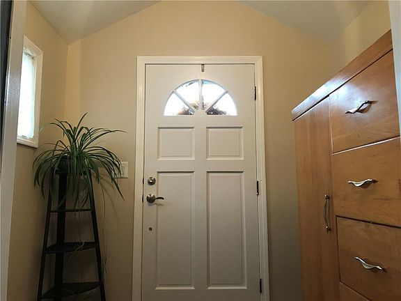 3rd image of 3707 Court Ave