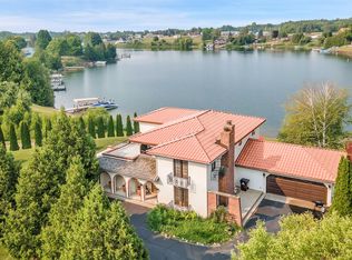 10881 Moonlight Bay Rd, Cheboygan, MI 49721