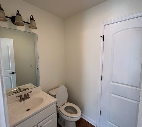 4th image of 237 N Main St