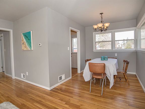 4th image of 3408 W Heroy Ave