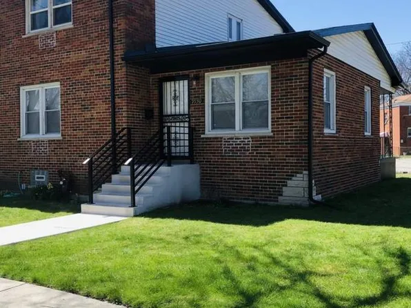 9930 S Clyde Ave, Chicago, IL 60617