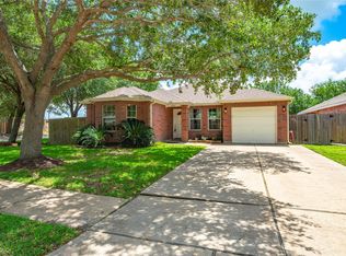 5501 Rio Sabinas St, Rosharon, TX 77583