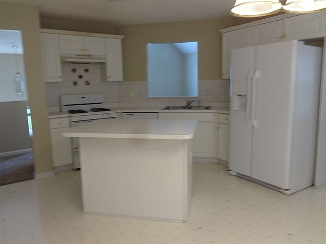 2nd image of 3359 Hardesty St