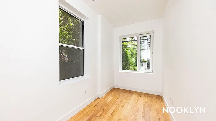 Rented by Nooklyn NYC LLC | media 7