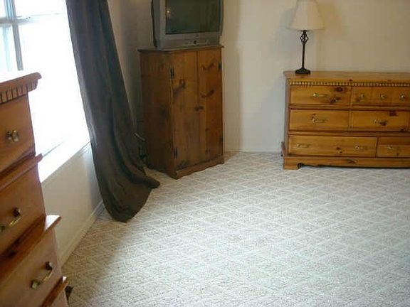 3rd image of 4421 Marsarie St