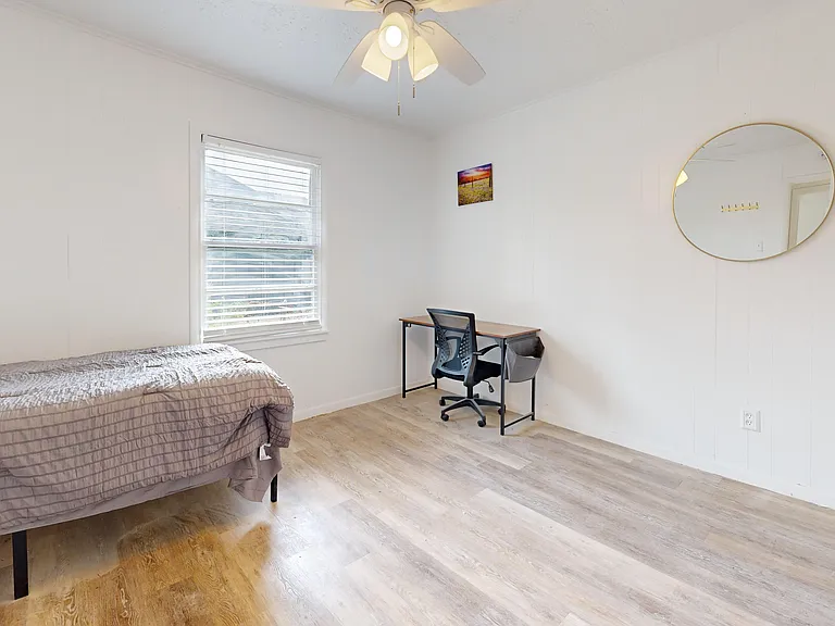 850 Reynolds Ln — Photo 11