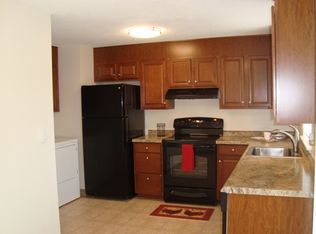 1453 Rainier Ct APT 3, Fircrest, WA 98466