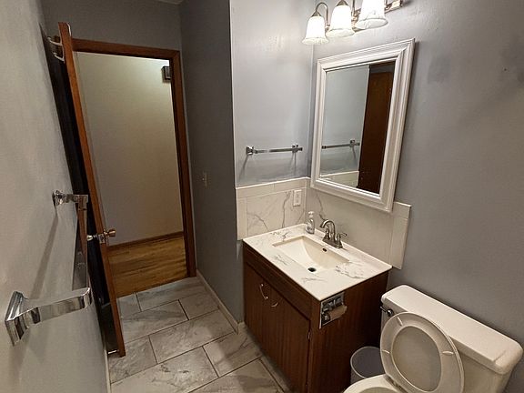 4th image of 2061-2069 E 22nd St #2061