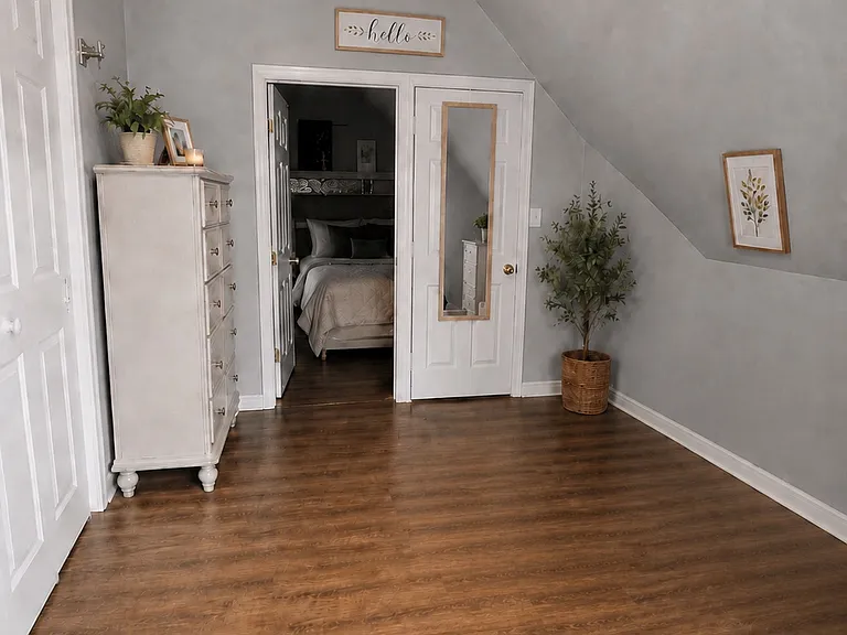 1038 Hyde Park Ave #2 — Photo 8