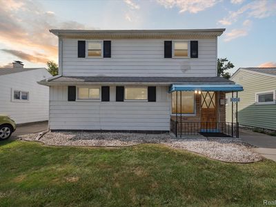 8326 Elm St, Taylor, MI, 48180