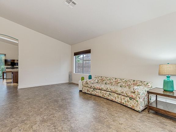 4th image of 17208 E Kensington Pl