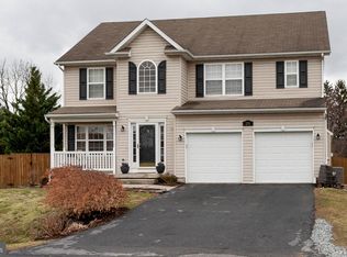 570 Teal Rd N, Martinsburg, WV 25405