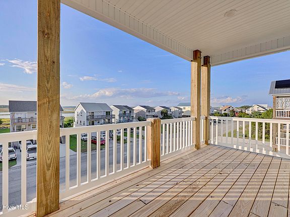 4th image of 144 Sea Gull Lane #6b