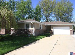 2515 Dorothy Dr, Lincoln, NE 68507
