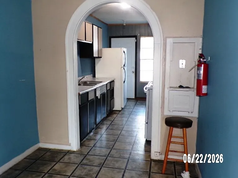 700 N Washington St #4 — Photo 9