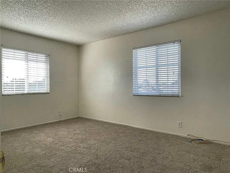 1976 Evergreen Springs Dr — Photo 12