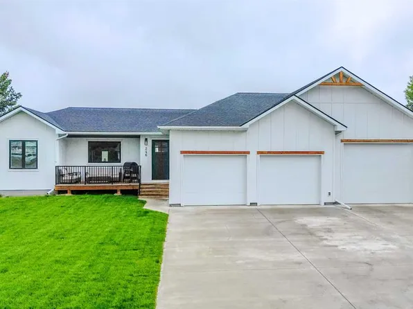 246 W 4a St, Stirling, AB T0K 2E0