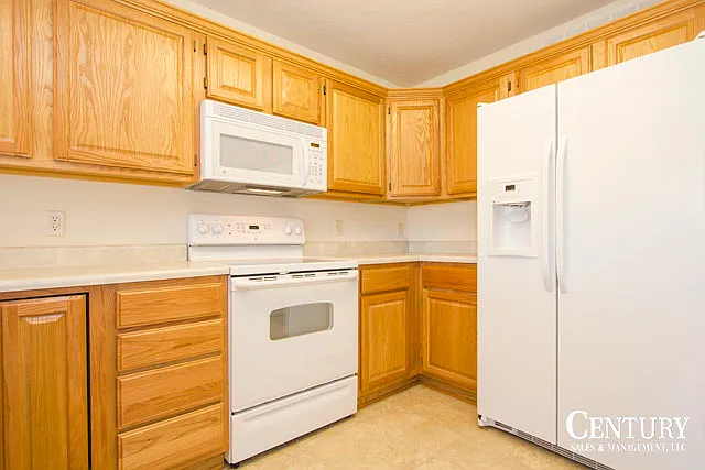 5934 NW 14th Ct — Photo 8