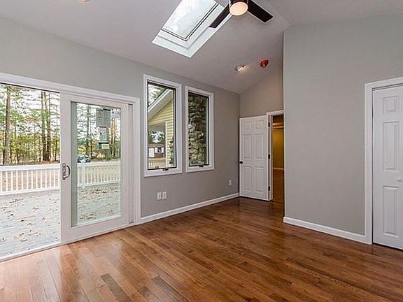 5th image of 4 Daisy Dr