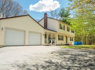 638 Clarks Woods Rd, Lyman, ME 04002