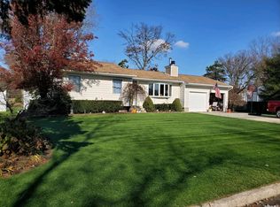 9 Dolphin Dr, Centereach, NY 11720