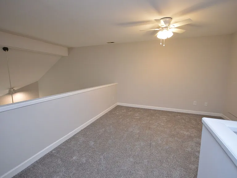 3319 Philmont Dr — Photo 14