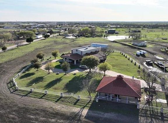 2nd image of 4801 County Road 616