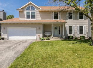 408 Rock Ridge Rd NW, Cedar Rapids, IA 52405