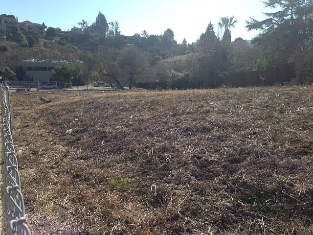 2nd image of 4653 Appian Way
