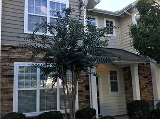 1028 Tabard Ln, Matthews, NC 28104