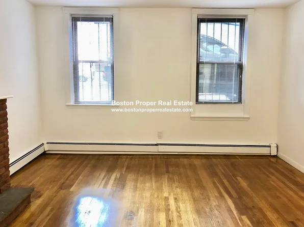 49 Gloucester St APT 2, Boston, MA 02115
