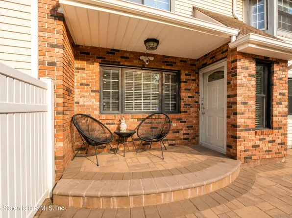 7 Shirra Ave #A