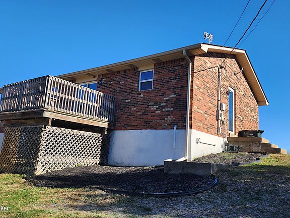 3rd image of 3013 S Woodland Dr