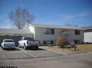 2002 Avenue O, Scottsbluff, NE 69361