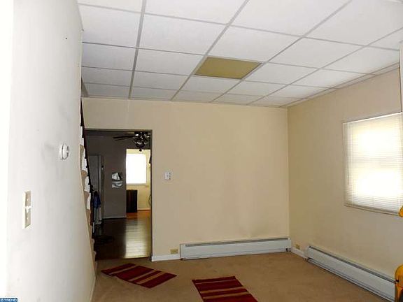 3rd image of 242 N Balliet St
