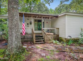 638 Crestview Loop, Crossville, TN 38571