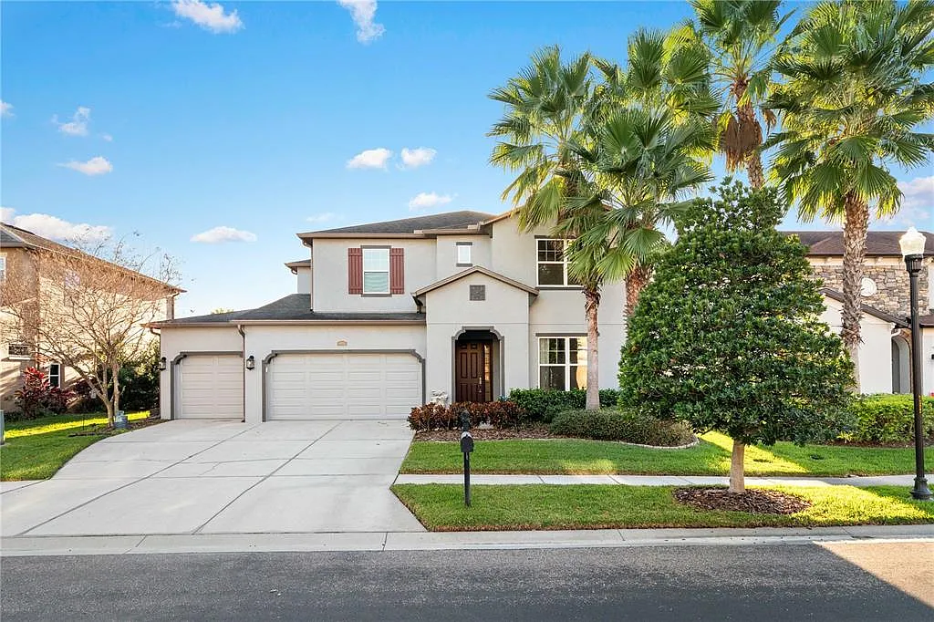 4 bed, 3.0 bath, 2933 sqft, $3,800 — Photo 1