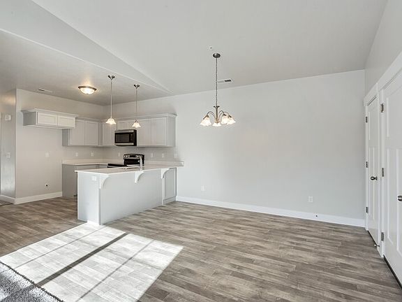 4th image of 14484 S Ronan Ln