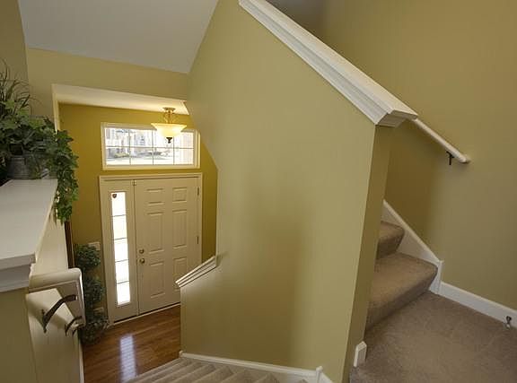 3rd image of 3093 Valley Falls St #3093