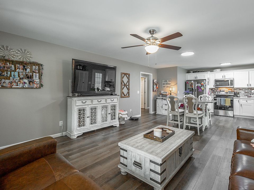 1826 Tunnel Hill Varnell Rd, Tunnel Hill, GA 30755 Zillow