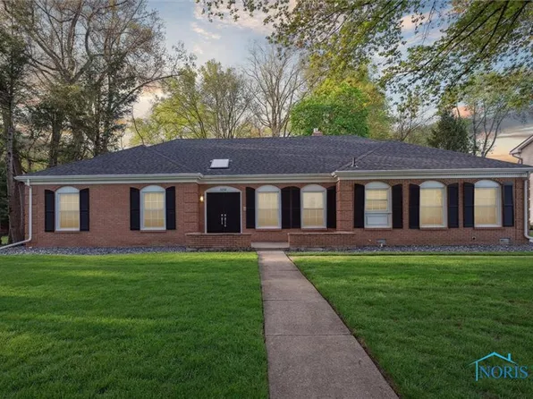 5258 Coldstream Rd, Toledo, OH 43623